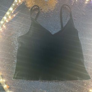 Black H&M tank